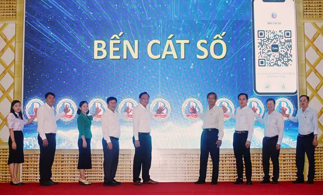 Trong tháng 10/2024, thành phố Bến Cát tổ chức nhiều hoạt động thiết thực phát huy hiệu quả chuyển đổi số Trong tháng 10/2024, thành phố Bến Cát tổ chức nhiều hoạt động thiết thực phát huy hiệu quả chuyển đổi số