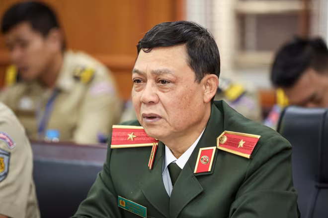 Thiếu tướng Nguyễn Như Lôi - Phó Bí thư Đảng ủy, Phó Giám đốc Học viện Chính trị CAND tại buổi làm việc. Thiếu tướng Nguyễn Như Lôi - Phó Bí thư Đảng ủy, Phó Giám đốc Học viện Chính trị CAND tại buổi làm việc.