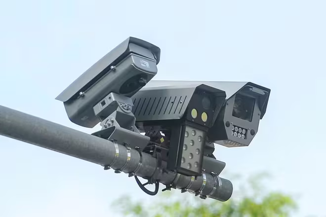 Hệ thống camera AI đang được triển khai lắp đặt tại nhiều tuyến phố Thủ đô. Hệ thống camera AI đang được triển khai lắp đặt tại nhiều tuyến phố Thủ đô.