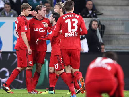 Kỳ dị bàn thắng "ma" của Leverkusen ảnh 5 Kỳ dị bàn thắng "ma" của Leverkusen ảnh 5