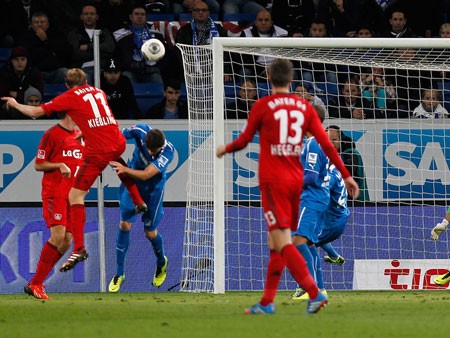 Kỳ dị bàn thắng "ma" của Leverkusen ảnh 1 Kỳ dị bàn thắng "ma" của Leverkusen ảnh 1