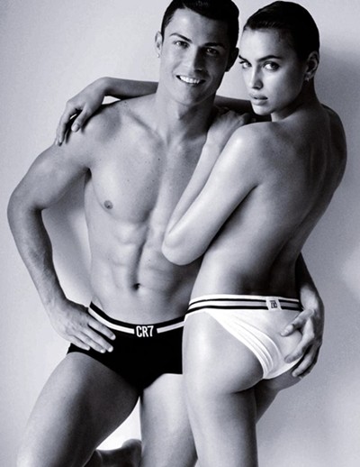 Lộ toàn bộ ảnh nóng của Ronaldo và Irina Shayk trên Vogue ảnh 6 Lộ toàn bộ ảnh nóng của Ronaldo và Irina Shayk trên Vogue ảnh 6