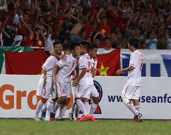 U19 Việt Nam thắng U19 Myanmar 4-1: Màn trình diễn ngoạn mục! ảnh 4 U19 Việt Nam thắng U19 Myanmar 4-1: Màn trình diễn ngoạn mục! ảnh 4