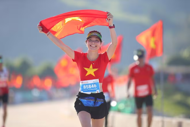 Tiền Phong Marathon năm ngoái từng thành công rực rỡ khi tổ chức trên đảo Lý Sơn