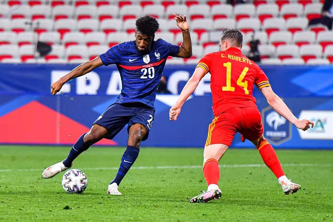 Kingsley Coman trong một trận giao hữu trước thềm EURO 2020