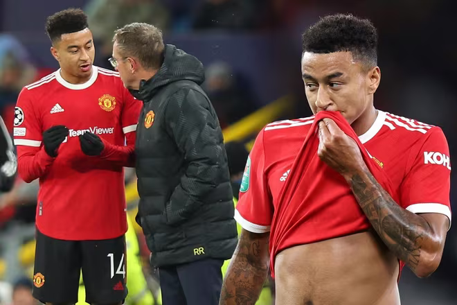 HLV Rangnick muốn cầu thủ MU ngưng 'nói xấu' mình trên mạng xã hội HLV Rangnick muốn cầu thủ MU ngưng 'nói xấu' mình trên mạng xã hội