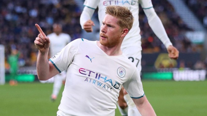 Man City của De Bruyne tiến gần ngôi vương Premier League 2021/22