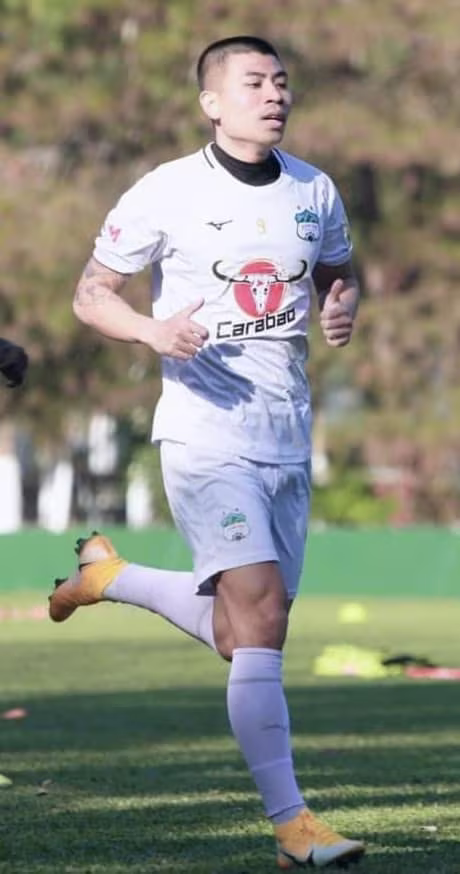 Tiền đạo Đinh Thanh Bình (Ảnh: HAGL)