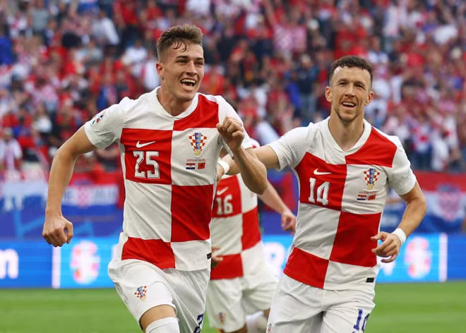 Croatia bùng nổ trong 2 phút nhưng không đủ giữ trọn 3 điểm Croatia bùng nổ trong 2 phút nhưng không đủ giữ trọn 3 điểm