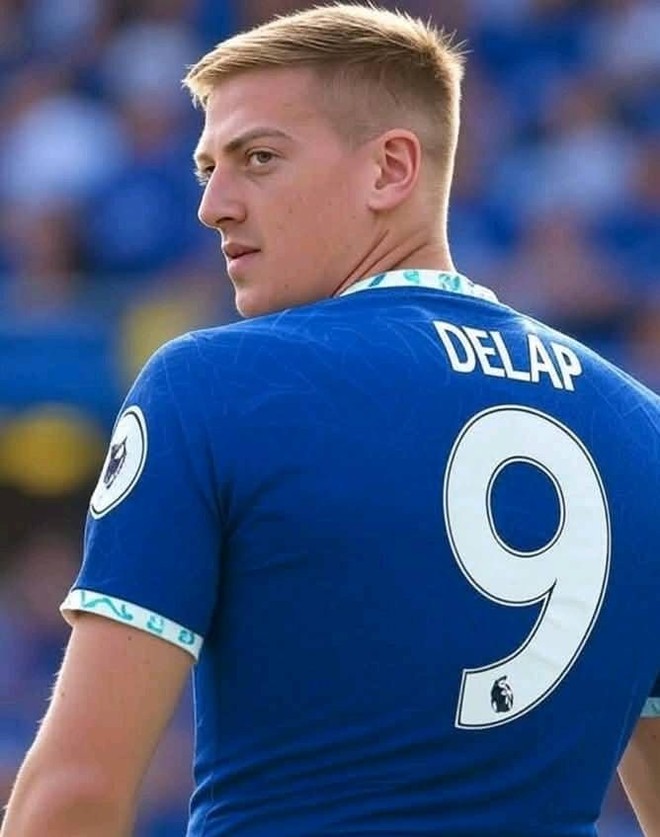 Delap mang áo số 9 ở Chelsea Delap mang áo số 9 ở Chelsea