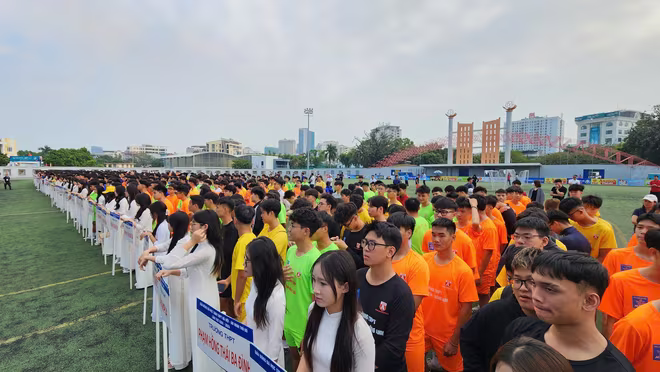 125 trường sẽ tham dự mùa giải 2025 của bóng đá học sinh THPT Hà Nội