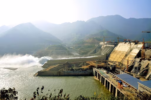 Thủy điện Hòa Bình mở một cửa xả lũ từ 8h sáng mai, 30-9 Thủy điện Hòa Bình mở một cửa xả lũ từ 8h sáng mai, 30-9