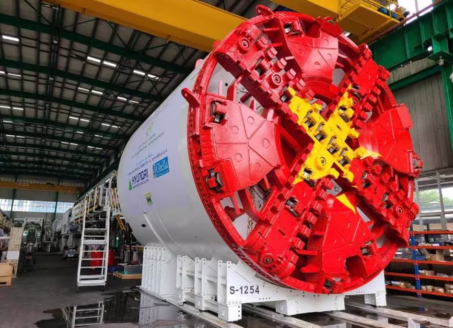 Robot đào hầm đường sắt Nhổn-Ga Hà Nội đã được lắp ráp xong Robot đào hầm đường sắt Nhổn-Ga Hà Nội đã được lắp ráp xong