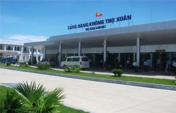 Sân bay Thọ Xuân vừa bị chó xâm nhập Sân bay Thọ Xuân vừa bị chó xâm nhập