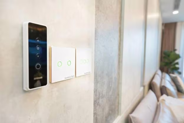 Hệ thống công tắc cảm ứng giúp chủ nhà chủ động sắp đặt cuộc sống qua di động Hệ thống công tắc cảm ứng giúp chủ nhà chủ động sắp đặt cuộc sống qua di động
