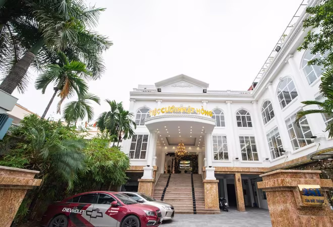 Khu đất 281 Tôn Đức Thắng có diện tích hơn 800m2, được Công ty Hagrimex ký cho Xanh Palace thuê vượt thời hạn 31 năm Khu đất 281 Tôn Đức Thắng có diện tích hơn 800m2, được Công ty Hagrimex ký cho Xanh Palace thuê vượt thời hạn 31 năm