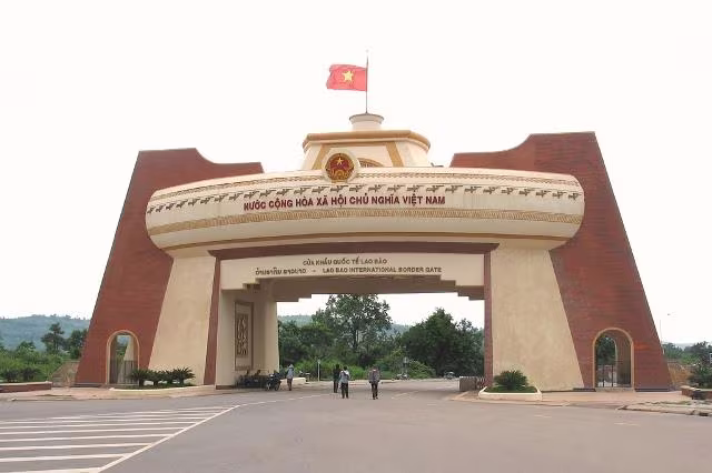 Bộ GTVT ủng hộ tỉnh Quảng Trị là nhà đầu tư cao tốc Cam Lộ- Lao Bảo Bộ GTVT ủng hộ tỉnh Quảng Trị là nhà đầu tư cao tốc Cam Lộ- Lao Bảo
