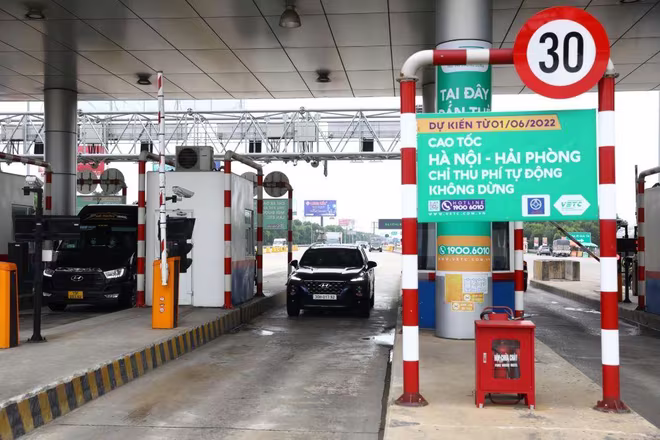 Mỗi ngày có hơn 46.000 lượt phương tiện sử dụng dịch vụ thu phí ETC trên cao tốc Hà Nội- Hải Phòng