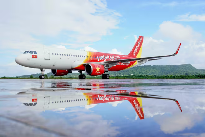 Hàng trăm nghìn vé máy bay của Vietjet giảm đến 90% Hàng trăm nghìn vé máy bay của Vietjet giảm đến 90%