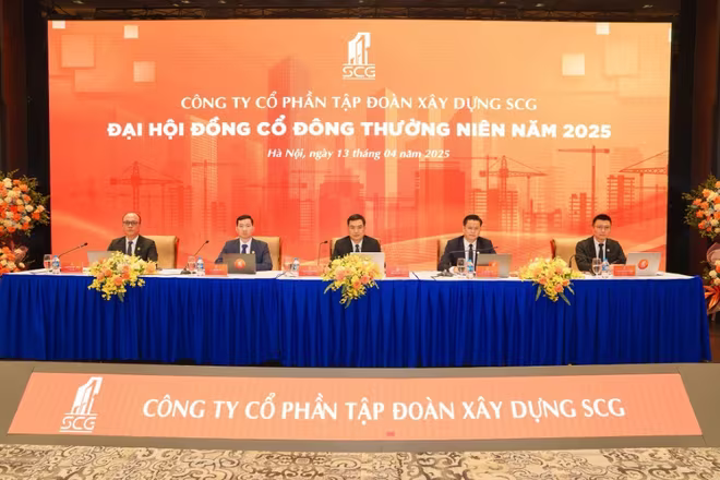 ĐHĐCĐ 2025 đã diễn ra thành công cùng thay đổi đột phá mang tính kỳ vọng: SCG trở thành công ty con của Sunshine Group, nhằm mở rộng năng lực đầu tư, tối ưu quản trị và tạo sức mạnh cộng hưởng giữa hai doanh nghiệp. ĐHĐCĐ 2025 đã diễn ra thành công cùng thay đổi đột phá mang tính kỳ vọng: SCG trở thành công ty con của Sunshine Group, nhằm mở rộng năng lực đầu tư, tối ưu quản trị và tạo sức mạnh cộng hưởng giữa hai doanh nghiệp.