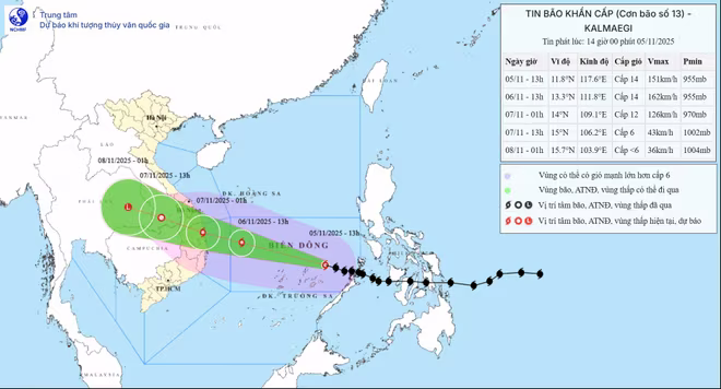 Bão Kalmaegi vào đầu giờ chiều nay 5/11 đã giật cấp 17 và di chuyển rất nhanh Bão Kalmaegi vào đầu giờ chiều nay 5/11 đã giật cấp 17 và di chuyển rất nhanh