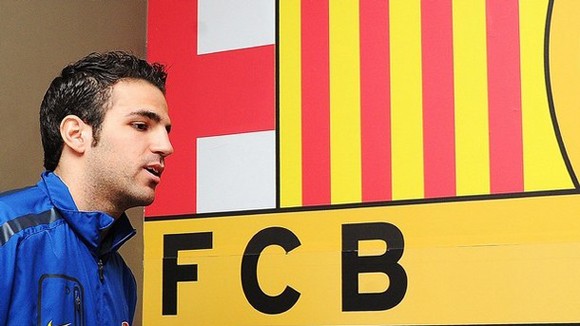 Bản hợp đồng “bom tấn” của Fabregas ảnh 1 Bản hợp đồng “bom tấn” của Fabregas ảnh 1