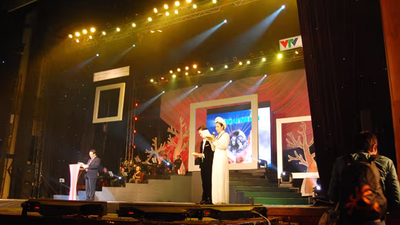 “Lời ru” về Nhất! ảnh 1