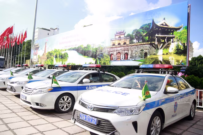 Đội xe của CATP Hà Nội phục vụ đại hội Đội xe của CATP Hà Nội phục vụ đại hội