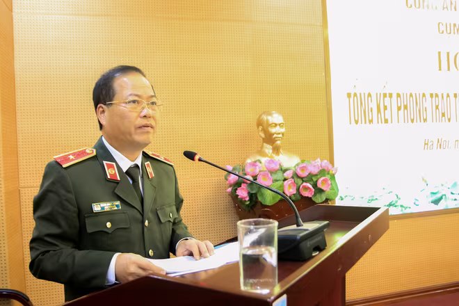 Cụm thi đua số 4, CATP Hà Nội: Hoàn thành xuất sắc mọi nhiệm vụ công tác Công an ảnh 1 Cụm thi đua số 4, CATP Hà Nội: Hoàn thành xuất sắc mọi nhiệm vụ công tác Công an ảnh 1