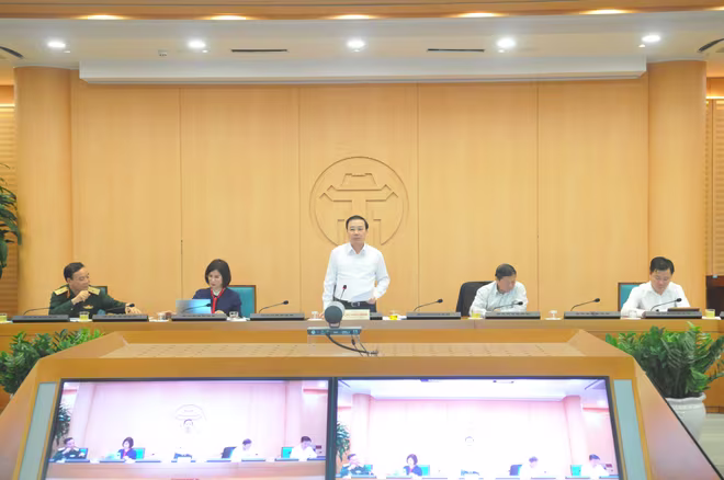 Phó Chủ tịch UBND TP Chử Xuân Dũng phát biểu chỉ đạo tại phiên họp Phó Chủ tịch UBND TP Chử Xuân Dũng phát biểu chỉ đạo tại phiên họp