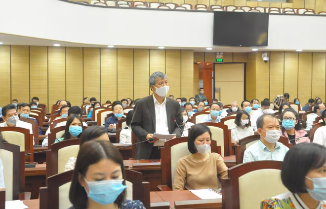 GS Nguyễn Anh Trí, Thầy thuốc Nhân dân, Anh hùng Lao động, Công dân Thủ đô ưu tú. Viện trưởng Viện Huyết học truyền máu Trung ương - Người tự ứng cử đại biểu Quốc hội, phát biểu tại hội nghị GS Nguyễn Anh Trí, Thầy thuốc Nhân dân, Anh hùng Lao động, Công dân Thủ đô ưu tú. Viện trưởng Viện Huyết học truyền máu Trung ương - Người tự ứng cử đại biểu Quốc hội, phát biểu tại hội nghị