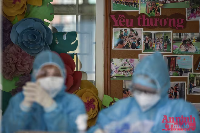 Hà Nội quyết tâm phấn đấu kiểm soát tốt hơn dịch bệnh trước ngày 25-8-2021 Hà Nội quyết tâm phấn đấu kiểm soát tốt hơn dịch bệnh trước ngày 25-8-2021