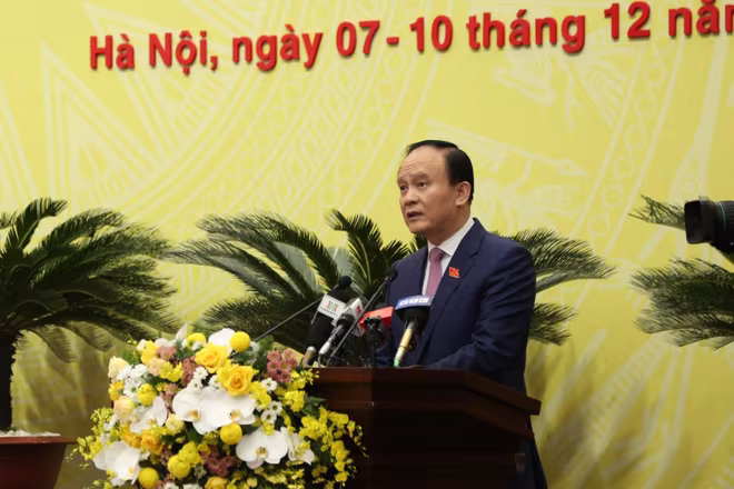 Chủ tịch HĐND TP Hà Nội Nguyễn Ngọc Tuấn phát biểu khai mạc kỳ họp