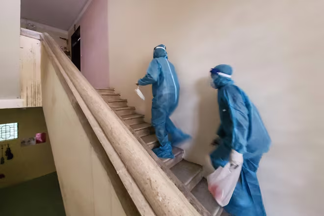 Chủ tịch Hà Nội ra công điện hỏa tốc yêu cầu các đội phòng dịch cơ động trực 24/24/7 trong dịp tết Chủ tịch Hà Nội ra công điện hỏa tốc yêu cầu các đội phòng dịch cơ động trực 24/24/7 trong dịp tết