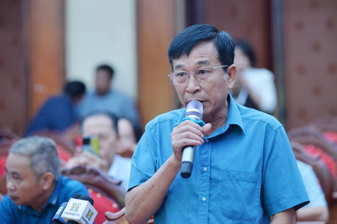 Cử tri phản ánh nhiều ý kiến liên quan đến việc thực hiện Luật Đất đai năm 2024