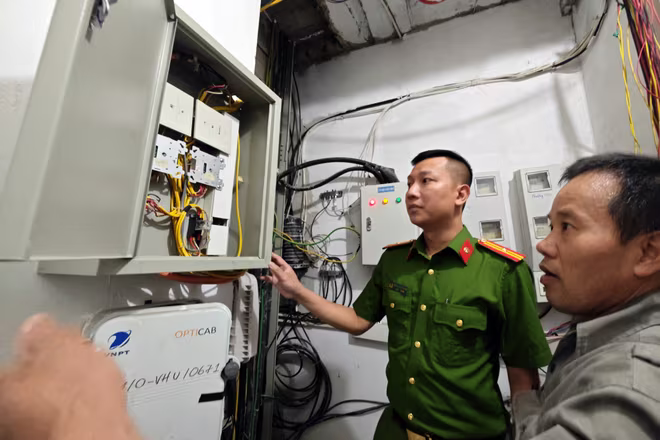 Hà Nội đôn đốc các đơn vị hoàn thành số hóa dữ liệu về PCCC và CNCH trước 20/11/2025 Hà Nội đôn đốc các đơn vị hoàn thành số hóa dữ liệu về PCCC và CNCH trước 20/11/2025