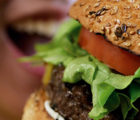 Bánh hamburger đắt nhất thế giới làm từ thịt nhân tạo ảnh 1 Bánh hamburger đắt nhất thế giới làm từ thịt nhân tạo ảnh 1