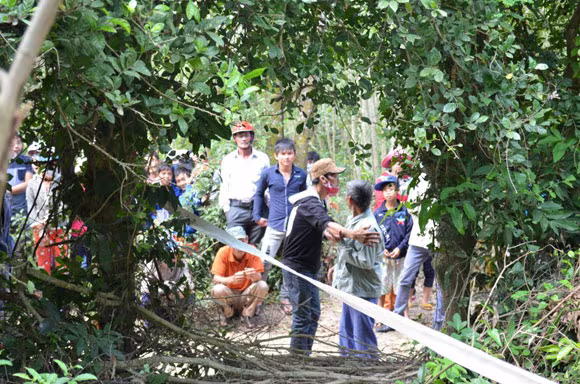 Phát hiện một phụ nữ chết bất thường trong rừng keo ảnh 1 Phát hiện một phụ nữ chết bất thường trong rừng keo ảnh 1