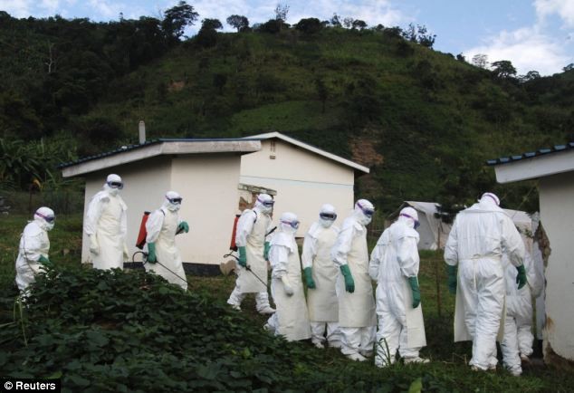 Những hình ảnh khủng khiếp về dịch bệnh Ebola ảnh 10 Những hình ảnh khủng khiếp về dịch bệnh Ebola ảnh 10