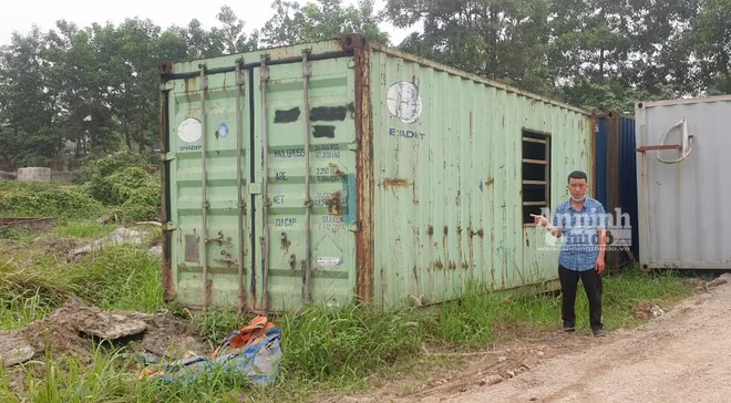 Những chiếc thùng container thường được Nguyễn Văn Lệ nhắm tới trộm cắp Những chiếc thùng container thường được Nguyễn Văn Lệ nhắm tới trộm cắp