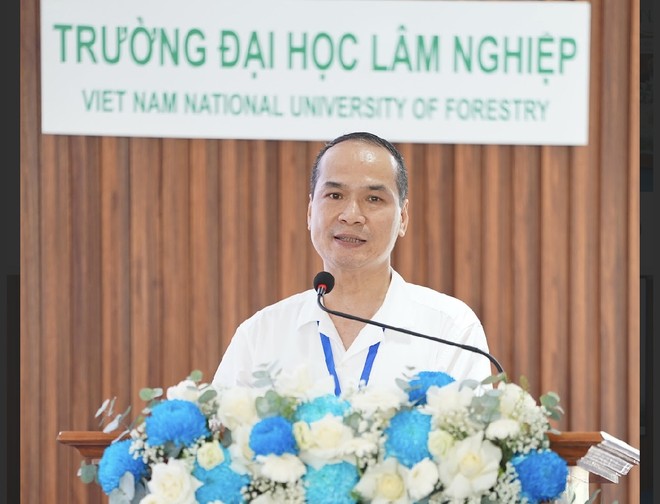 Ông Phạm Hồng Lượng, Phó Cục trưởng Cục Lâm nghiệp và Kiểm Lâm, Bộ NN&amp;MT phát biểu tại chương trình