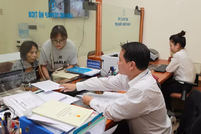 Hơn 10.200 đối tượng là Phó chỉ huy trưởng Quân sự, Phó trưởng Công an xã và người làm việc theo hợp đồng lao động tại UBND cấp xã bị vướng quyền lợi bảo hiểm xã hội Hơn 10.200 đối tượng là Phó chỉ huy trưởng Quân sự, Phó trưởng Công an xã và người làm việc theo hợp đồng lao động tại UBND cấp xã bị vướng quyền lợi bảo hiểm xã hội