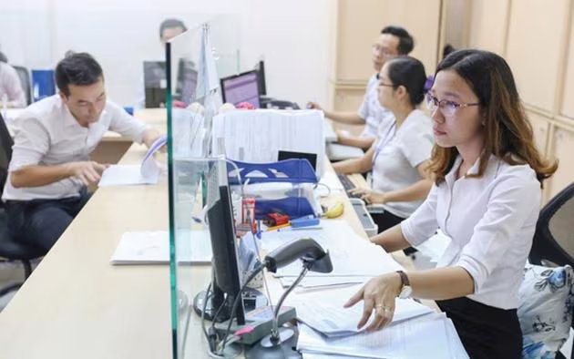 Bộ Nội vụ đề xuất sử dụng hồ sơ công chức điện tử thay thế cho tài liệu giấy Bộ Nội vụ đề xuất sử dụng hồ sơ công chức điện tử thay thế cho tài liệu giấy