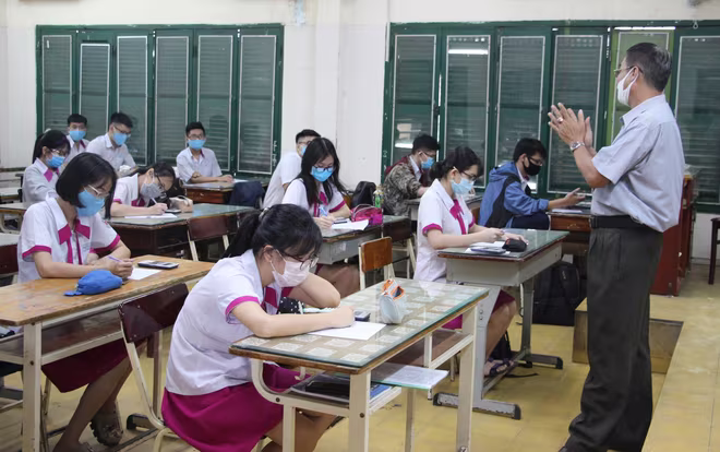 Bộ Nội vụ cho rằng đề xuất hệ số lương đặc thù đối với nhà giáo là không có cơ sở pháp lý