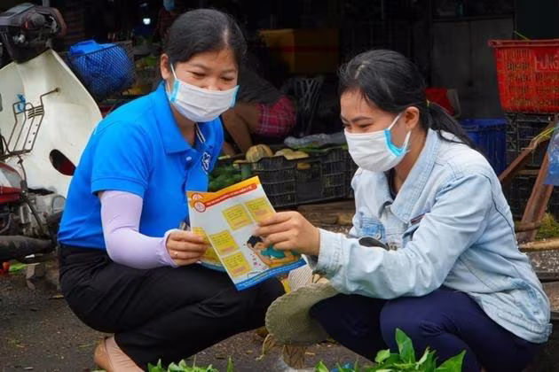 Tuyên truyền cho người dân về lợi ích của chính sách bảo hiểm xã hội Tuyên truyền cho người dân về lợi ích của chính sách bảo hiểm xã hội
