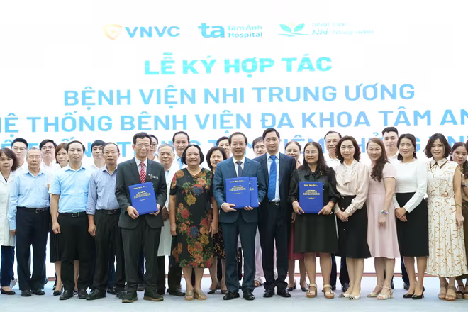 Lễ ký hợp tác chiến lược giữa Bệnh viện Nhi Trung ương, Bệnh viện Đa khoa Tâm Anh và Hệ thống tiêm chủng VNVC