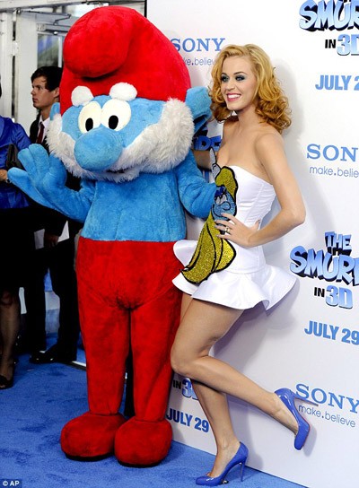 Katy Perry sexy với váy xì trum ảnh 3 Katy Perry sexy với váy xì trum ảnh 3