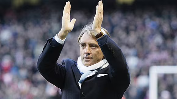 Cuộc đua Premier League ngã ngũ: Kịch tính đến giây cuối cùng  ảnh 2