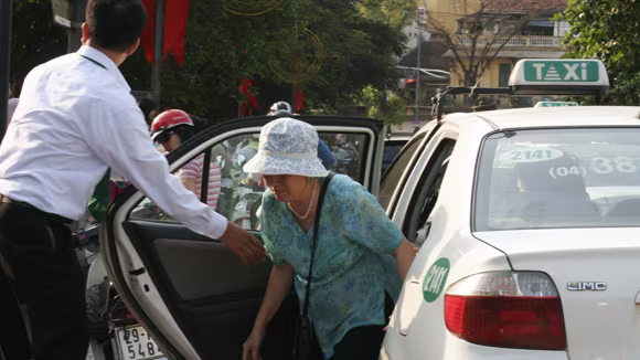 Hạn chế phương tiện cá nhân: Taxi lo bị bỏ quên ảnh 1 Hạn chế phương tiện cá nhân: Taxi lo bị bỏ quên ảnh 1