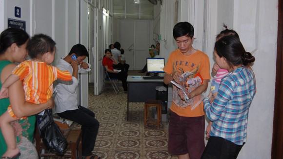 Kết dư Quỹ BHYT hàng trăm tỷ đồng: Bệnh nhân vẫn phải “è cổ” nộp tiền ảnh 1 Kết dư Quỹ BHYT hàng trăm tỷ đồng: Bệnh nhân vẫn phải “è cổ” nộp tiền ảnh 1